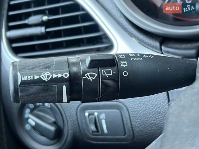 Серый Додж Джорни, объемом двигателя 2.36 л и пробегом 99 тыс. км за 13800 $, фото 20 на Automoto.ua