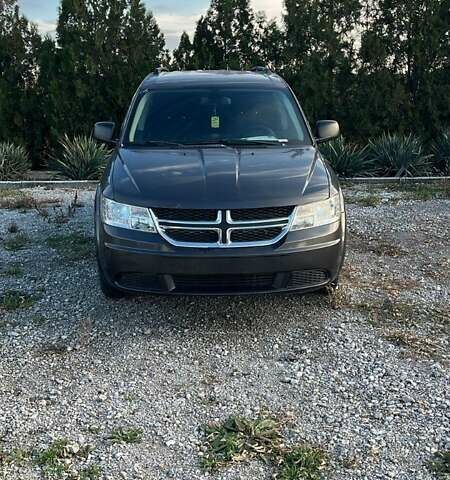 Серый Додж Джорни, объемом двигателя 2.36 л и пробегом 205 тыс. км за 11200 $, фото 2 на Automoto.ua