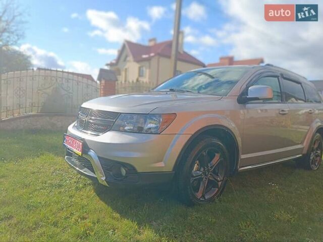 Серый Додж Джорни, объемом двигателя 3.6 л и пробегом 163 тыс. км за 13888 $, фото 7 на Automoto.ua