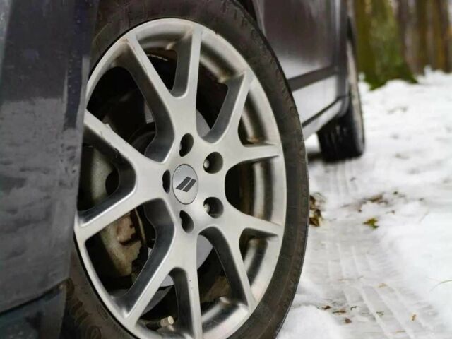 Серый Додж Джорни, объемом двигателя 0 л и пробегом 93 тыс. км за 9300 $, фото 12 на Automoto.ua