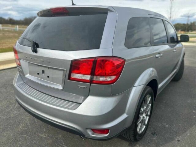 Серый Додж Джорни, объемом двигателя 3.6 л и пробегом 36 тыс. км за 7500 $, фото 5 на Automoto.ua