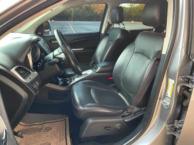 Серый Додж Джорни, объемом двигателя 3.6 л и пробегом 30 тыс. км за 4100 $, фото 8 на Automoto.ua