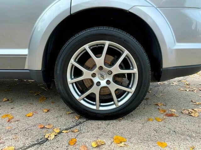 Серый Додж Джорни, объемом двигателя 3.6 л и пробегом 30 тыс. км за 4100 $, фото 15 на Automoto.ua