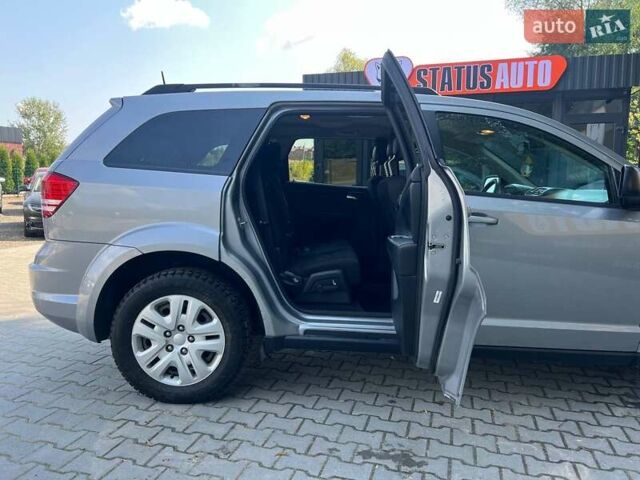Серый Додж Джорни, объемом двигателя 2.36 л и пробегом 99 тыс. км за 13800 $, фото 28 на Automoto.ua