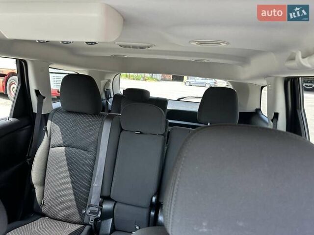 Серый Додж Джорни, объемом двигателя 2.36 л и пробегом 175 тыс. км за 12350 $, фото 10 на Automoto.ua