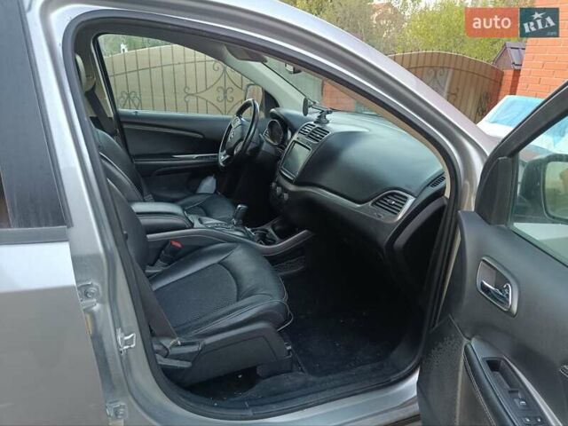 Серый Додж Джорни, объемом двигателя 3.6 л и пробегом 163 тыс. км за 14389 $, фото 30 на Automoto.ua