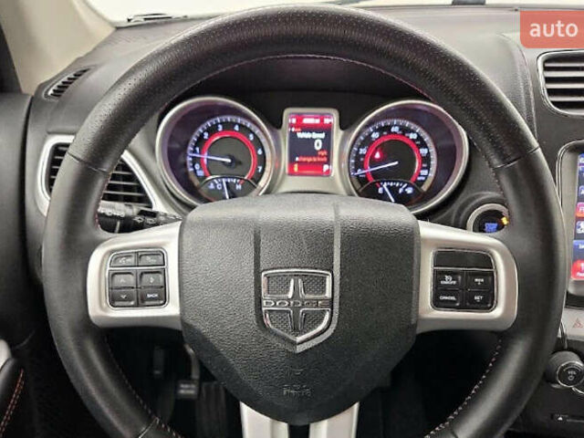 Сірий Додж Джорні, об'ємом двигуна 0 л та пробігом 68 тис. км за 1800 $, фото 9 на Automoto.ua