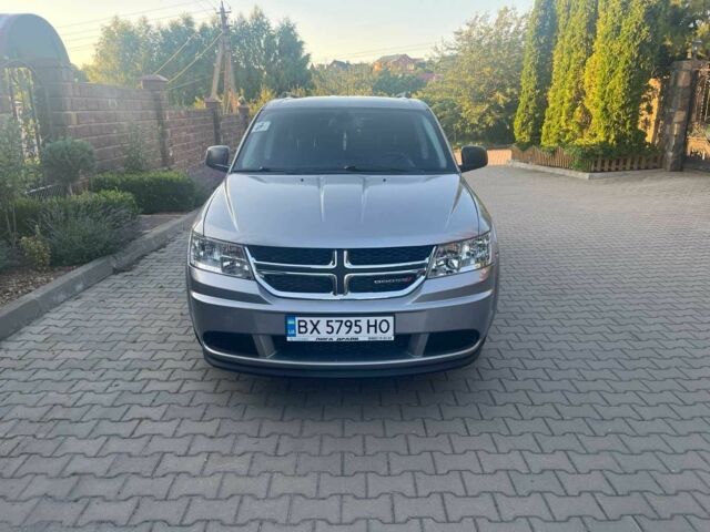Сірий Додж Джорні, об'ємом двигуна 2.4 л та пробігом 101 тис. км за 13000 $, фото 3 на Automoto.ua