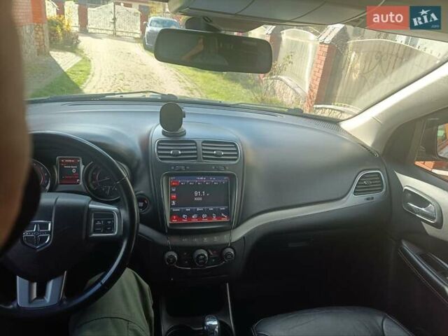 Серый Додж Джорни, объемом двигателя 3.6 л и пробегом 163 тыс. км за 13888 $, фото 20 на Automoto.ua