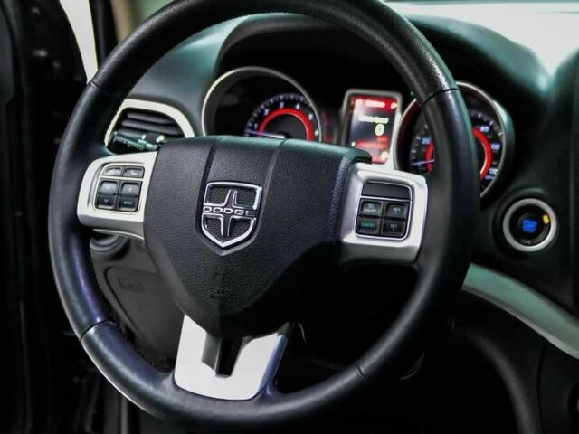 Серый Додж Джорни, объемом двигателя 0 л и пробегом 93 тыс. км за 9300 $, фото 6 на Automoto.ua