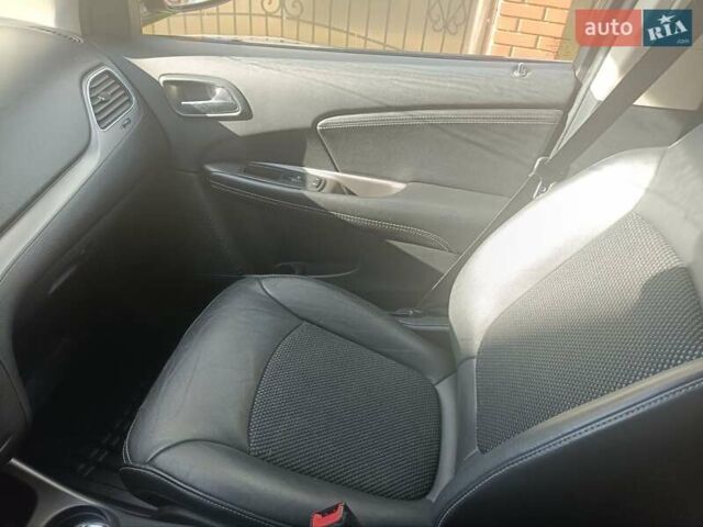 Серый Додж Джорни, объемом двигателя 3.6 л и пробегом 163 тыс. км за 13888 $, фото 24 на Automoto.ua