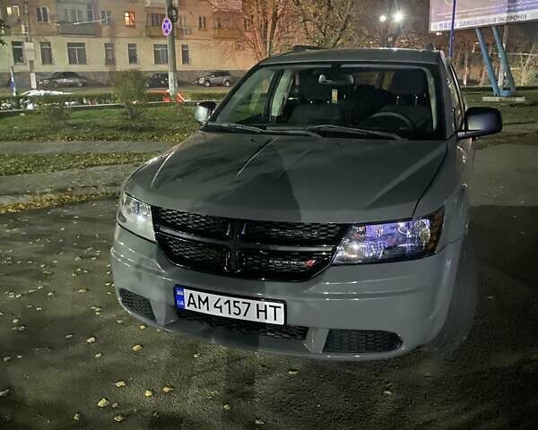 Сірий Додж Джорні, об'ємом двигуна 2.36 л та пробігом 39 тис. км за 14900 $, фото 10 на Automoto.ua