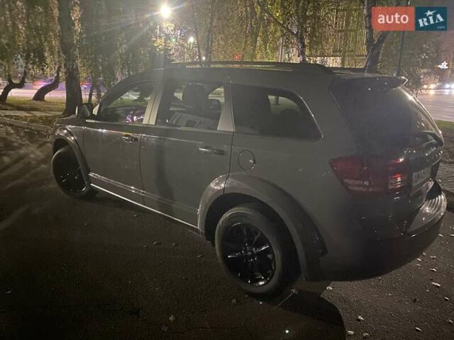 Сірий Додж Джорні, об'ємом двигуна 2.36 л та пробігом 39 тис. км за 14900 $, фото 11 на Automoto.ua