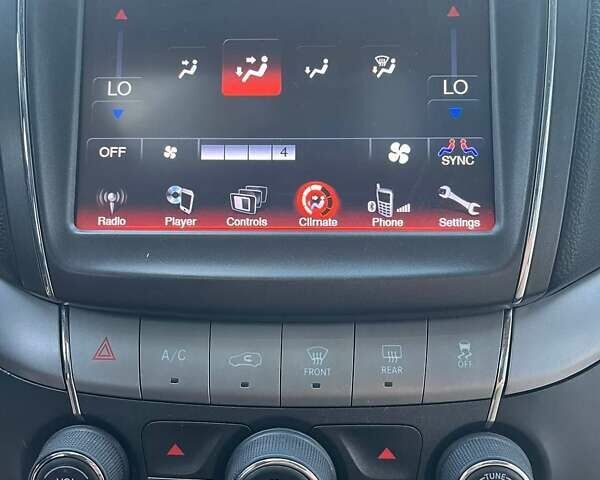 Серый Додж Джорни, объемом двигателя 2.36 л и пробегом 166 тыс. км за 12600 $, фото 22 на Automoto.ua