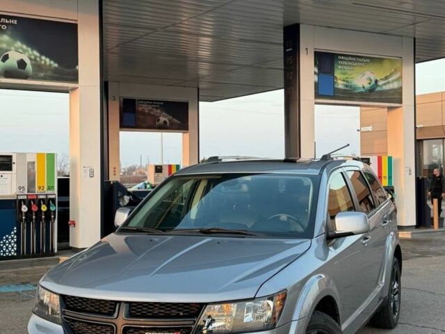 Сірий Додж Джорні, об'ємом двигуна 2.4 л та пробігом 127 тис. км за 14999 $, фото 2 на Automoto.ua