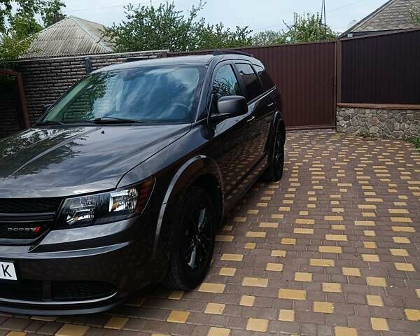 Сірий Додж Джорні, об'ємом двигуна 2.36 л та пробігом 26 тис. км за 15400 $, фото 4 на Automoto.ua