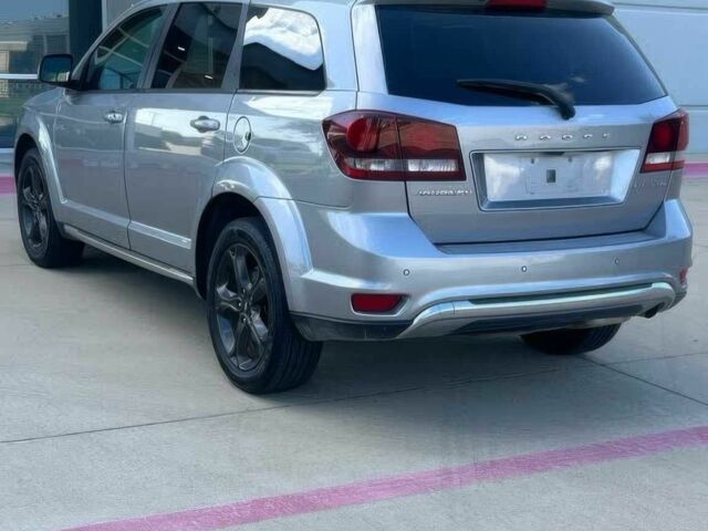 Серый Додж Джорни, объемом двигателя 2.4 л и пробегом 44 тыс. км за 8900 $, фото 4 на Automoto.ua