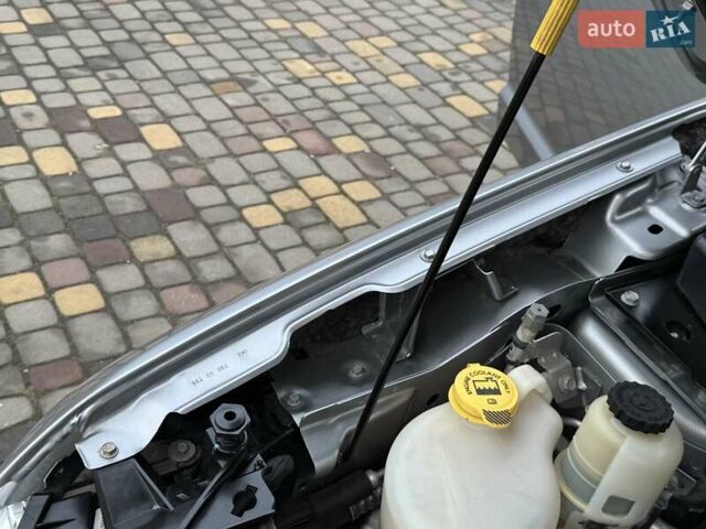 Сірий Додж Джорні, об'ємом двигуна 2.4 л та пробігом 124 тис. км за 13499 $, фото 77 на Automoto.ua