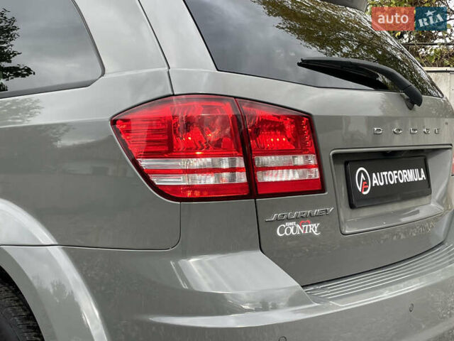 Додж Джорни 2020 в Киеве на Automoto.ua Серый Додж Джорни, объемом двигателя 2.36 л и пробегом 92 тыс. км за 14990 $, фото 7 на Automoto.ua