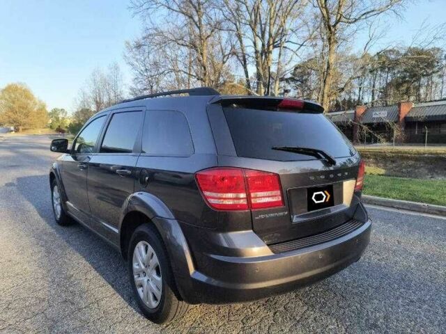 Серый Додж Джорни, объемом двигателя 2.4 л и пробегом 53 тыс. км за 2400 $, фото 2 на Automoto.ua