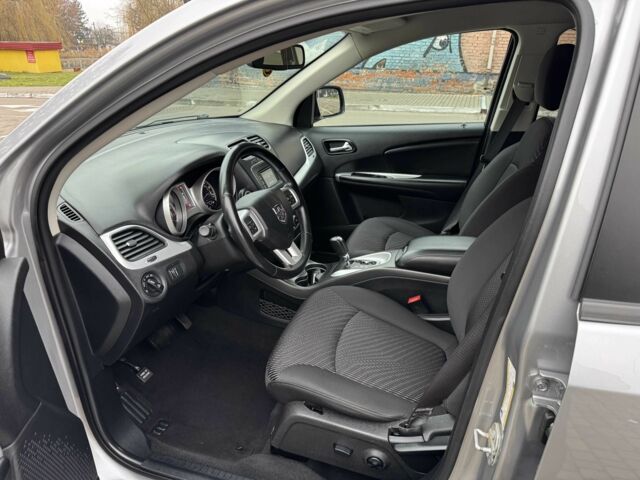 Серый Додж Джорни, объемом двигателя 2.4 л и пробегом 124 тыс. км за 13499 $, фото 16 на Automoto.ua