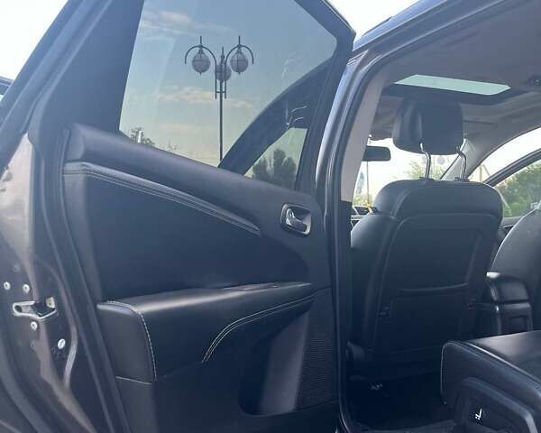 Серый Додж Джорни, объемом двигателя 2.36 л и пробегом 166 тыс. км за 12600 $, фото 35 на Automoto.ua