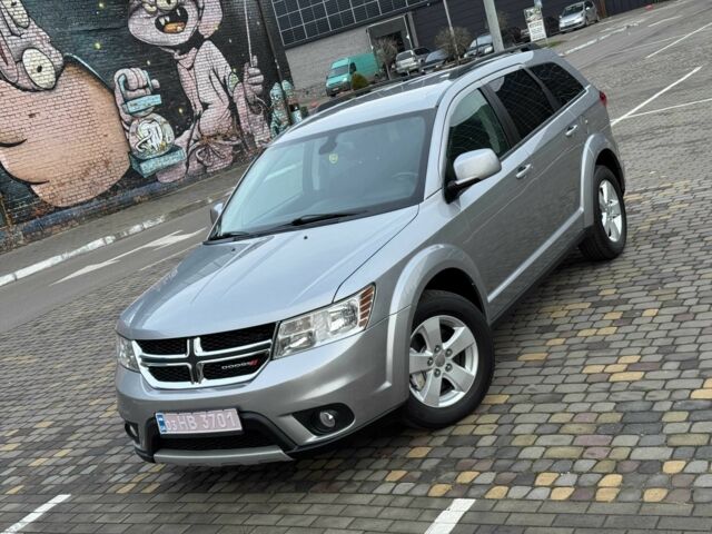 Серый Додж Джорни, объемом двигателя 2.4 л и пробегом 124 тыс. км за 13499 $, фото 1 на Automoto.ua