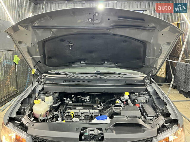 Серый Додж Джорни, объемом двигателя 2.36 л и пробегом 105 тыс. км за 13600 $, фото 42 на Automoto.ua