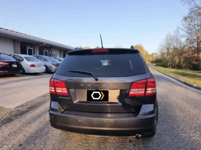 Серый Додж Джорни, объемом двигателя 2.4 л и пробегом 53 тыс. км за 2400 $, фото 3 на Automoto.ua