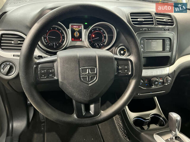 Серый Додж Джорни, объемом двигателя 2.36 л и пробегом 105 тыс. км за 13600 $, фото 50 на Automoto.ua