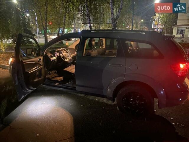 Сірий Додж Джорні, об'ємом двигуна 2.36 л та пробігом 39 тис. км за 14900 $, фото 8 на Automoto.ua