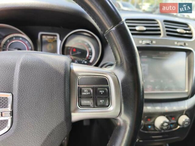 Сірий Додж Джорні, об'ємом двигуна 2.36 л та пробігом 127 тис. км за 14950 $, фото 17 на Automoto.ua