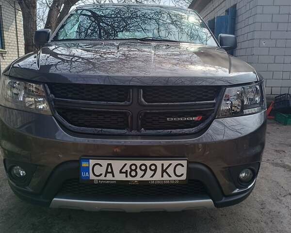 Серый Додж Джорни, объемом двигателя 2.36 л и пробегом 40 тыс. км за 14000 $, фото 4 на Automoto.ua