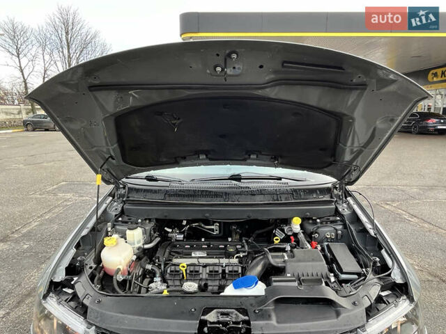 Серый Додж Джорни, объемом двигателя 2.36 л и пробегом 106 тыс. км за 13500 $, фото 54 на Automoto.ua