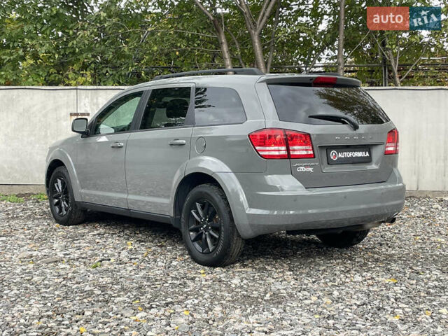 Додж Джорни 2020 в Киеве на Automoto.ua Серый Додж Джорни, объемом двигателя 2.36 л и пробегом 92 тыс. км за 14990 $, фото 5 на Automoto.ua