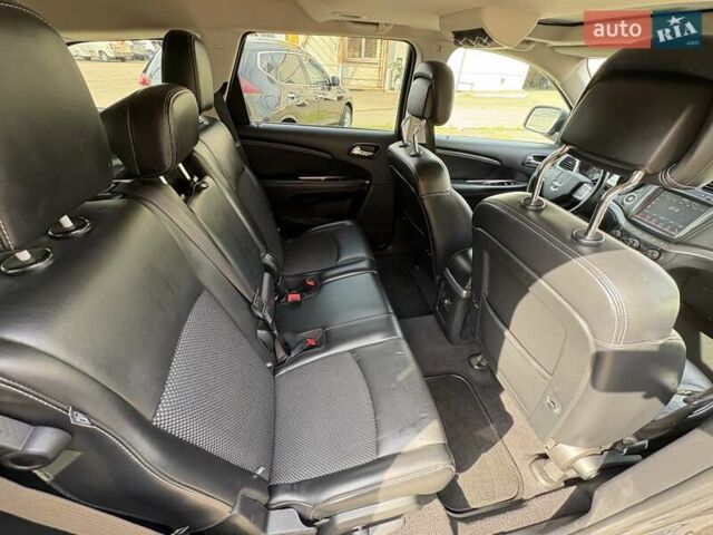 Додж Джорни 2020 в Киеве на Automoto.ua Серый Додж Джорни, объемом двигателя 2.36 л и пробегом 153 тыс. км за 13700 $, фото 7 на Automoto.ua