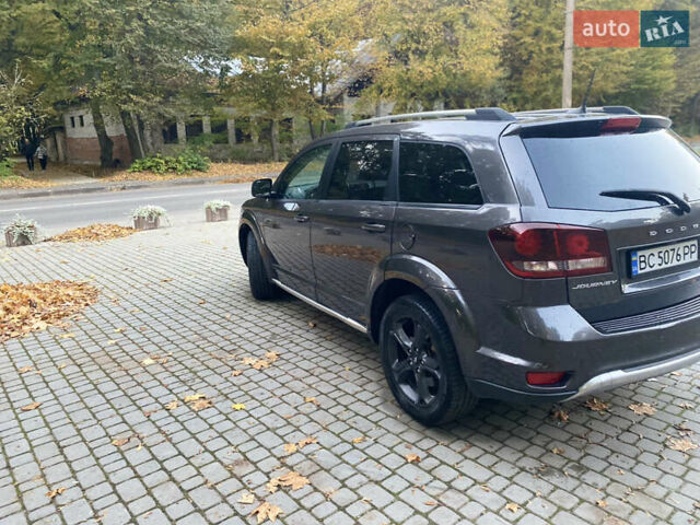 Сірий Додж Джорні, об'ємом двигуна 2.36 л та пробігом 126 тис. км за 13300 $, фото 4 на Automoto.ua