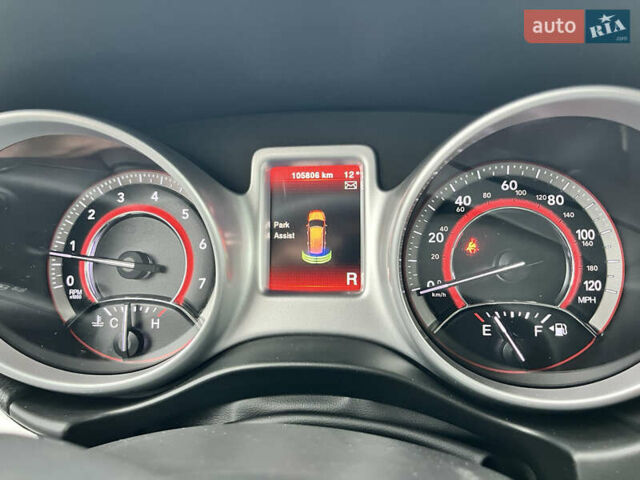 Серый Додж Джорни, объемом двигателя 2.36 л и пробегом 105 тыс. км за 13600 $, фото 25 на Automoto.ua