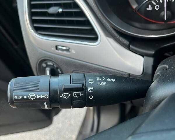 Серый Додж Джорни, объемом двигателя 2.36 л и пробегом 166 тыс. км за 12600 $, фото 20 на Automoto.ua