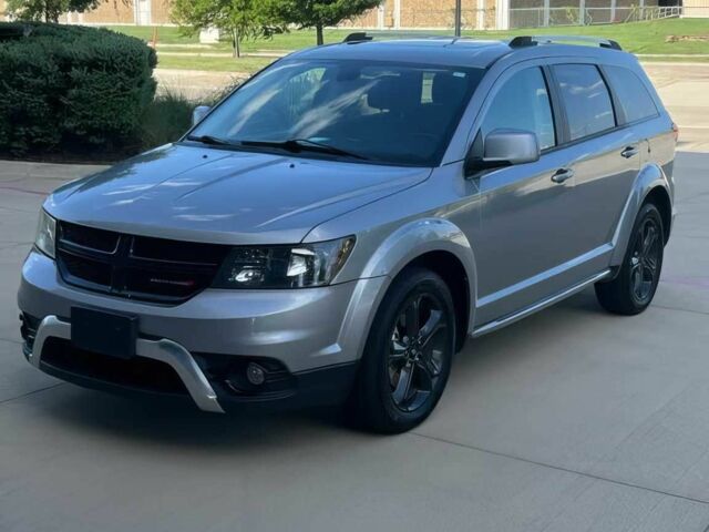 Серый Додж Джорни, объемом двигателя 2.4 л и пробегом 44 тыс. км за 8900 $, фото 2 на Automoto.ua