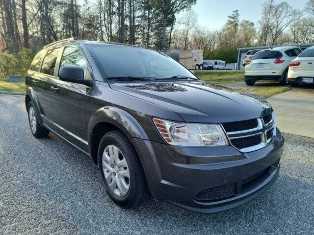 Серый Додж Джорни, объемом двигателя 2.4 л и пробегом 53 тыс. км за 2400 $, фото 6 на Automoto.ua