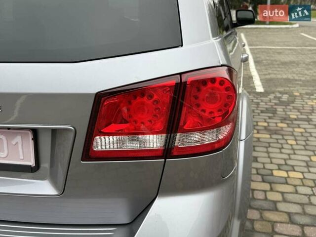 Сірий Додж Джорні, об'ємом двигуна 2.4 л та пробігом 124 тис. км за 13499 $, фото 62 на Automoto.ua