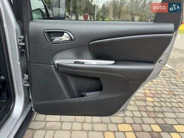 Сірий Додж Джорні, об'ємом двигуна 2.4 л та пробігом 124 тис. км за 13499 $, фото 40 на Automoto.ua
