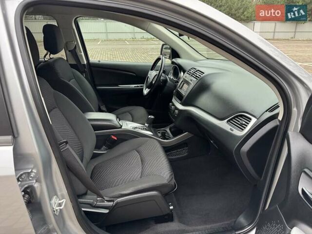 Сірий Додж Джорні, об'ємом двигуна 2.4 л та пробігом 124 тис. км за 13499 $, фото 26 на Automoto.ua