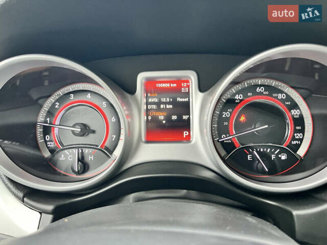 Серый Додж Джорни, объемом двигателя 2.36 л и пробегом 105 тыс. км за 13600 $, фото 27 на Automoto.ua