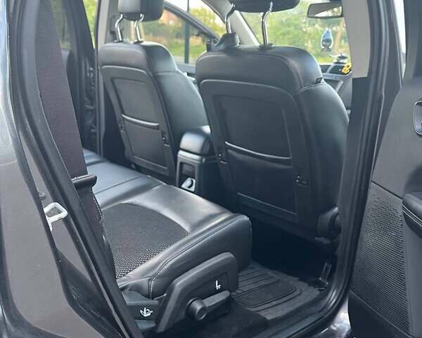 Серый Додж Джорни, объемом двигателя 2.36 л и пробегом 166 тыс. км за 12600 $, фото 31 на Automoto.ua