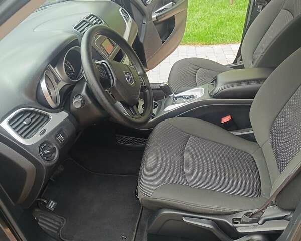 Сірий Додж Джорні, об'ємом двигуна 2.36 л та пробігом 26 тис. км за 15400 $, фото 19 на Automoto.ua