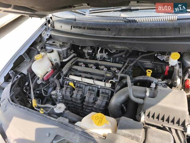 Сірий Додж Джорні, об'ємом двигуна 2.36 л та пробігом 127 тис. км за 14950 $, фото 21 на Automoto.ua