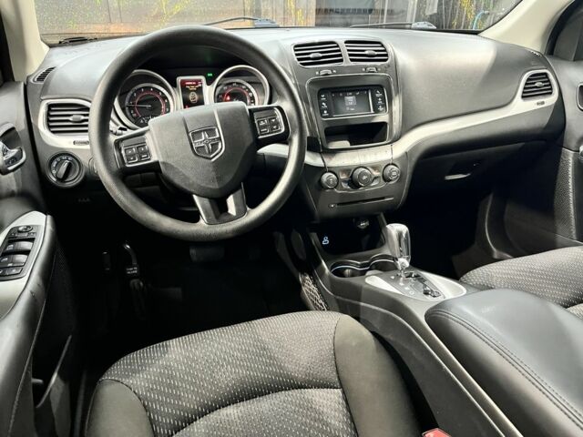 Сірий Додж Джорні, об'ємом двигуна 2.4 л та пробігом 105 тис. км за 13600 $, фото 14 на Automoto.ua