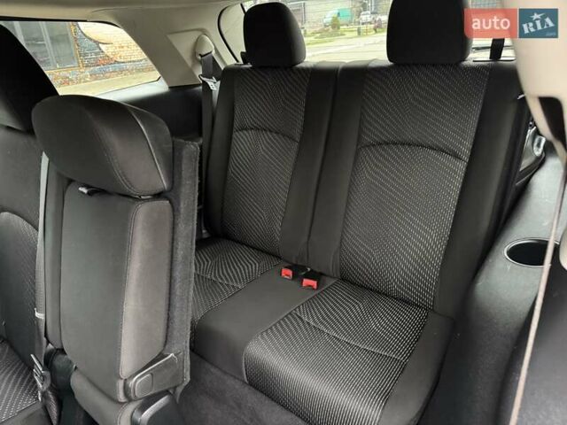 Сірий Додж Джорні, об'ємом двигуна 2.4 л та пробігом 124 тис. км за 13499 $, фото 22 на Automoto.ua